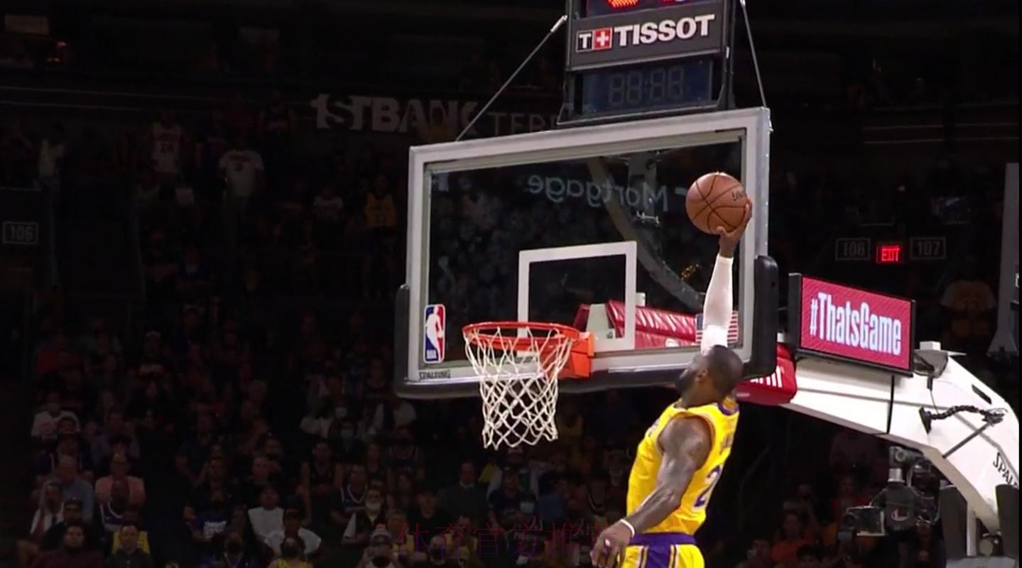 乐福中场送出超远距离长传,夏普再次起飞平框空接飞扣 乐福中场送出超远距离长传,夏普再次起飞平框空接飞扣