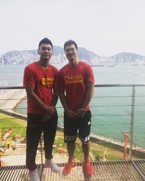 孟铎社媒晒照祝福赵睿：无事绊心弦，所念皆如愿